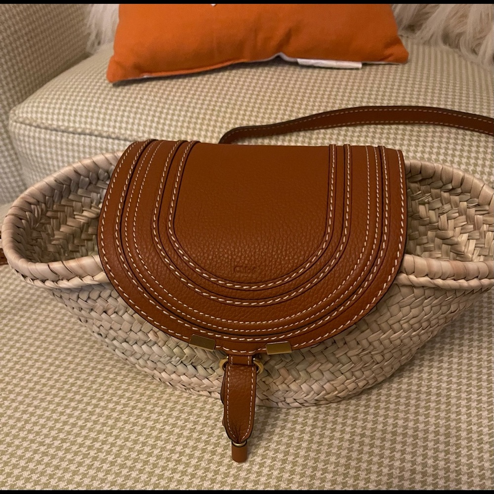 New authentic Chloe marcie straw crossbody